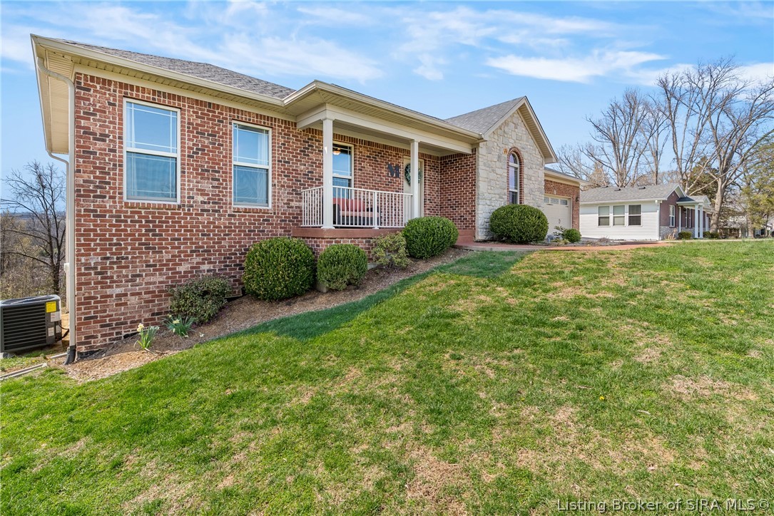 484 Clara Lee Court