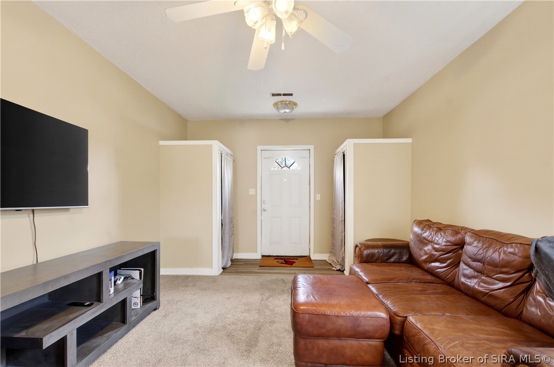 15 Robin Road