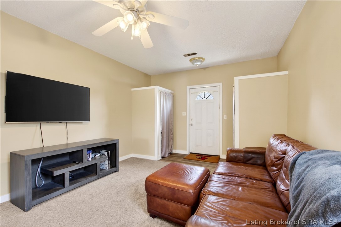 15 Robin Road