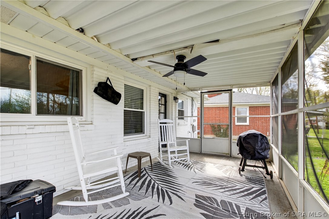 15 Robin Road