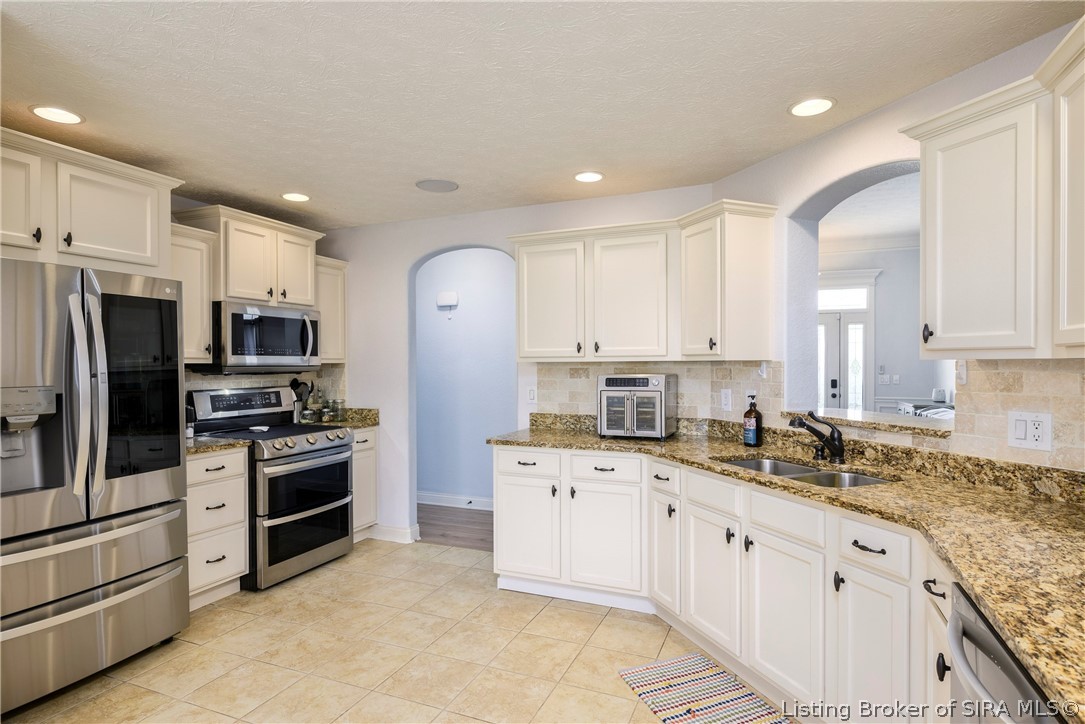 10605 Elk Run Trail
