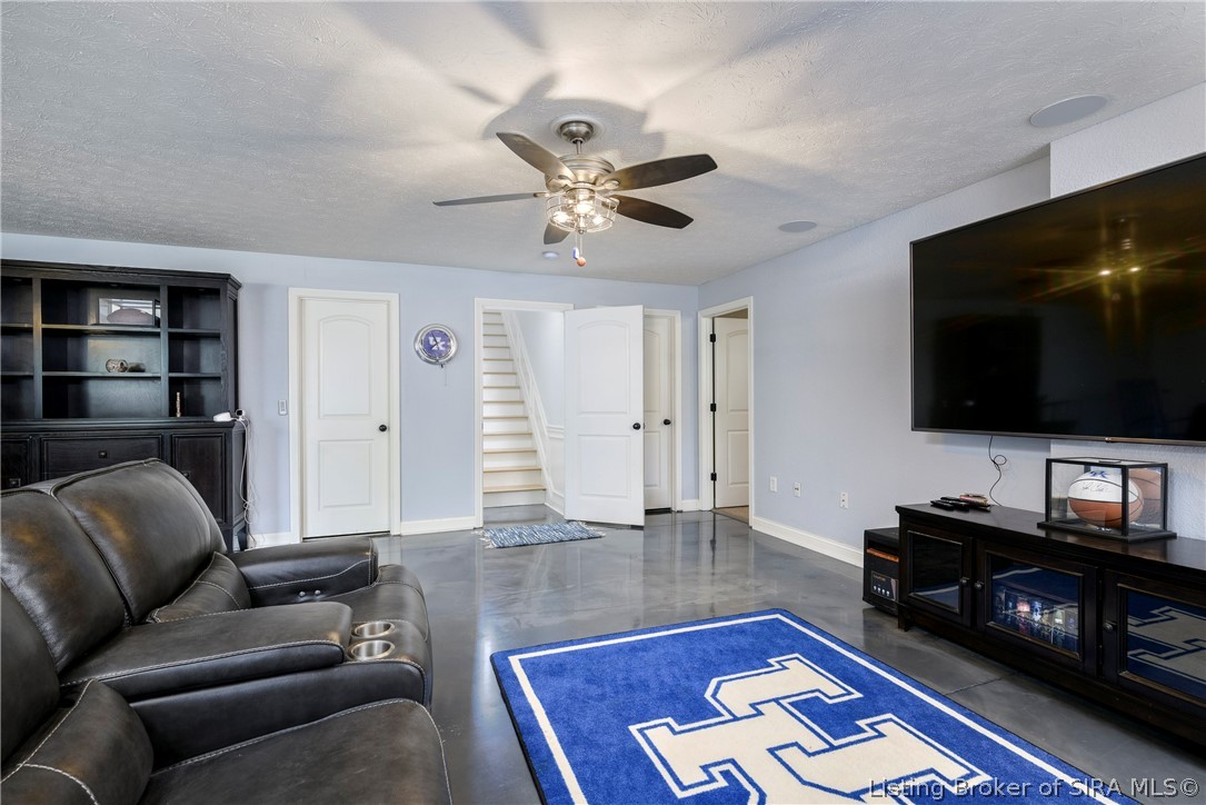 10605 Elk Run Trail