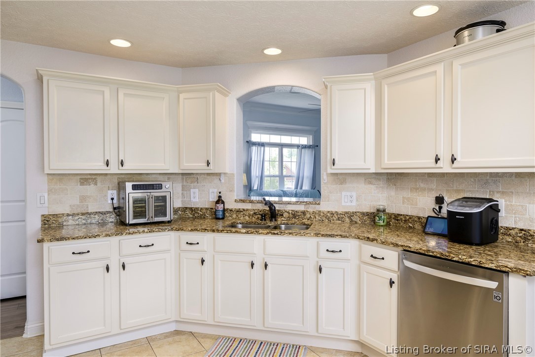 10605 Elk Run Trail