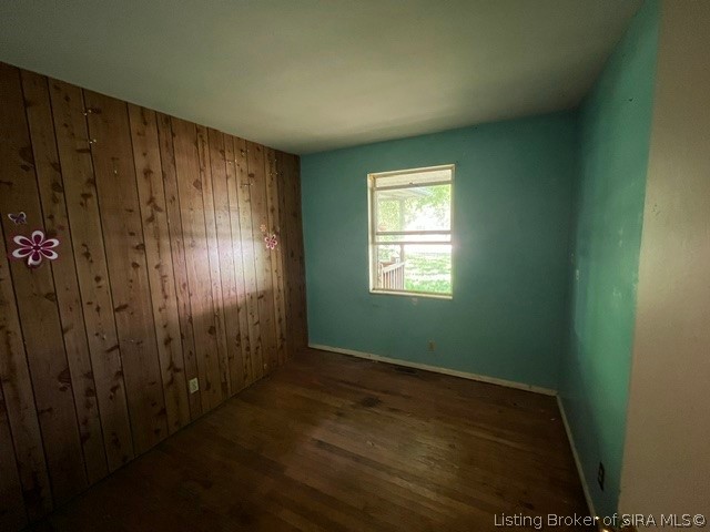 7060 Crestwood Drive