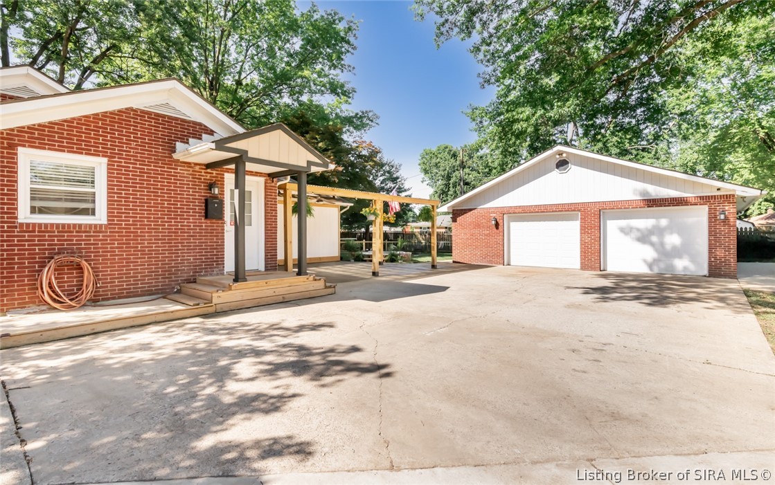 40 Forest Drive