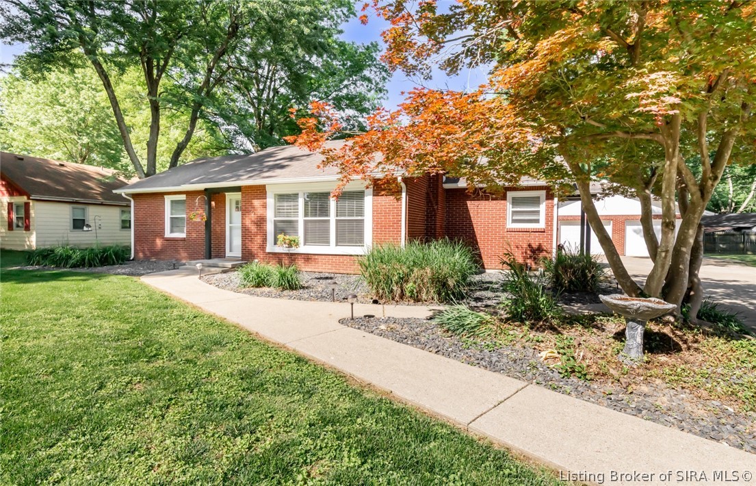 40 Forest Drive