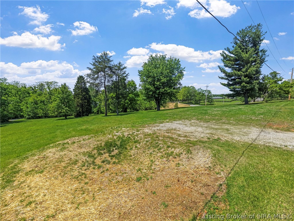 2725 Old Hill Road