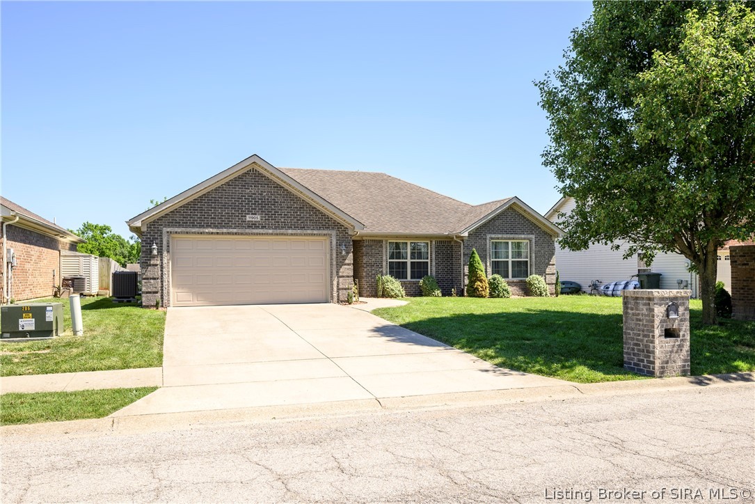 11905 Columbus Parkway