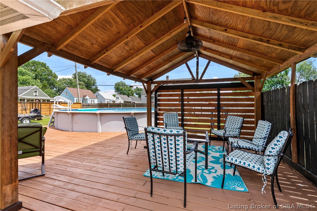 122 E Bowne Boulevard