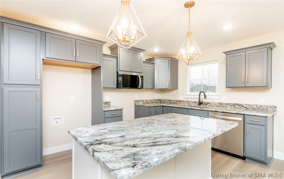 2429 Ridgewood Court (Lot 909)