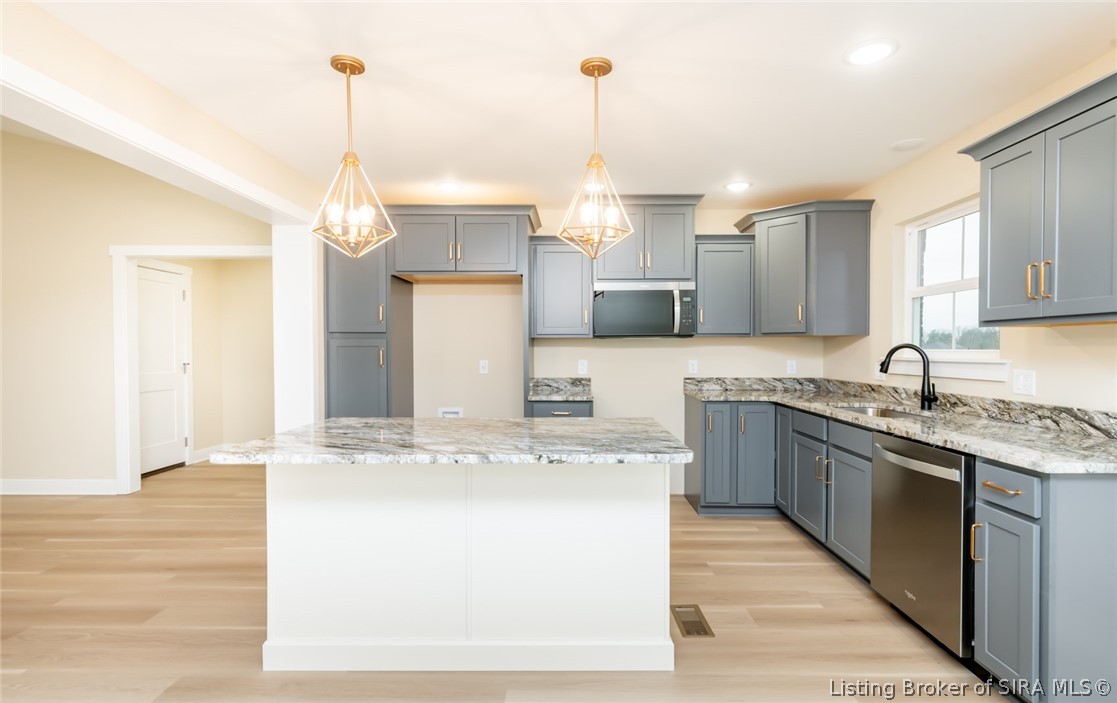 2429 Ridgewood Court (Lot 909)