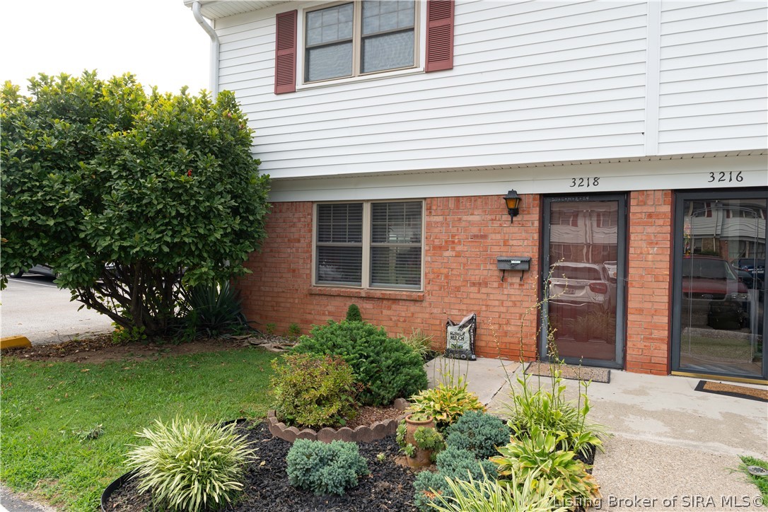 3218 Wooded Way