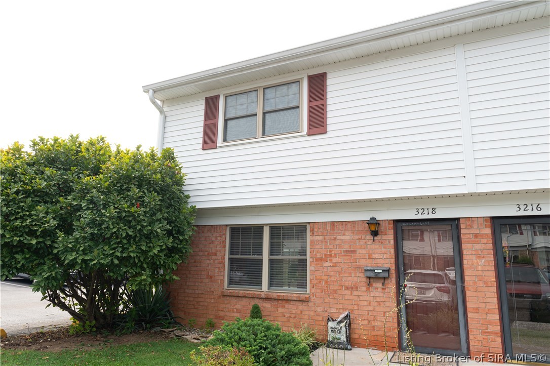 3218 Wooded Way