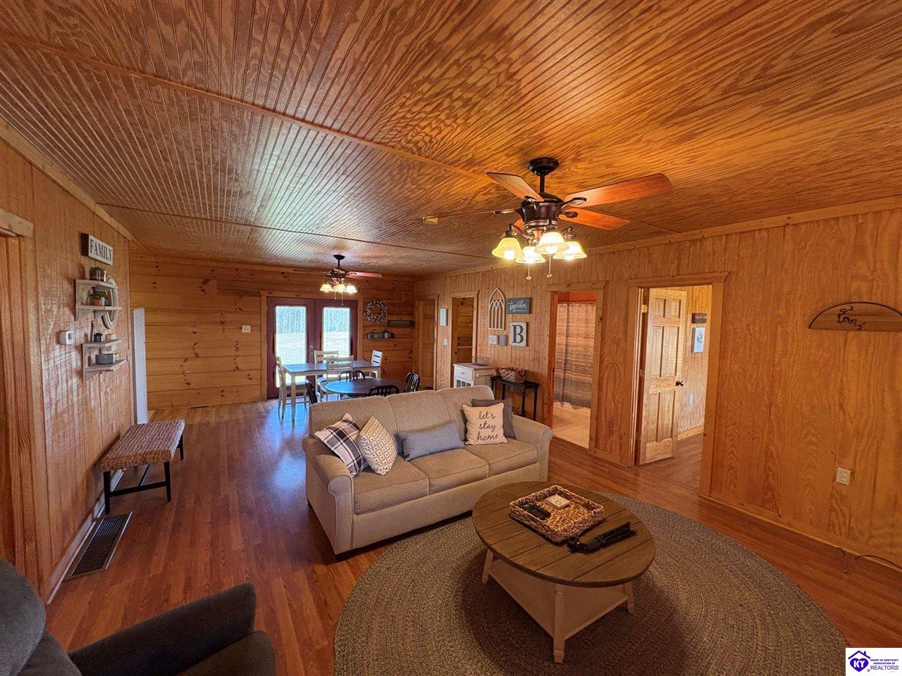 180 Tulip Lane