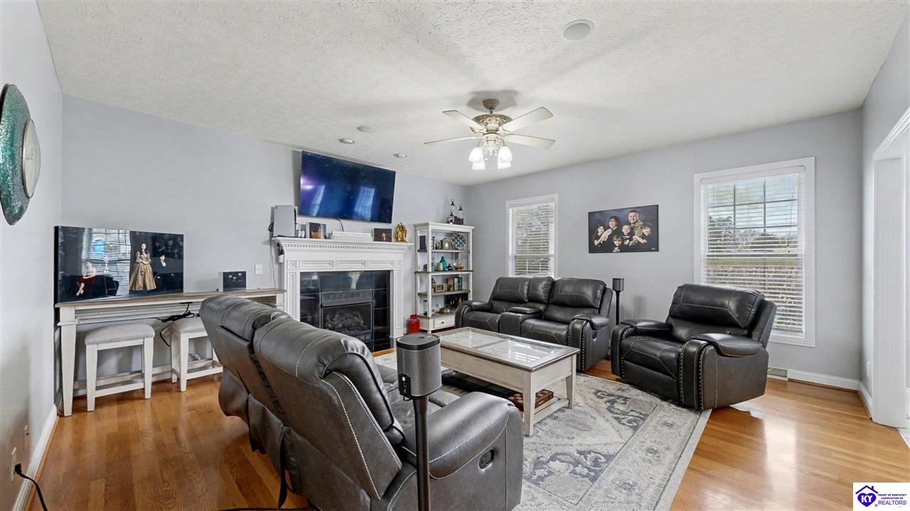 377 Canary Drive