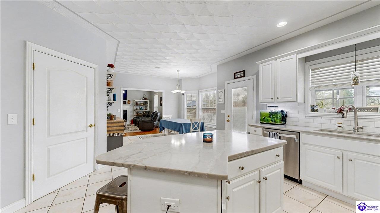 377 Canary Drive