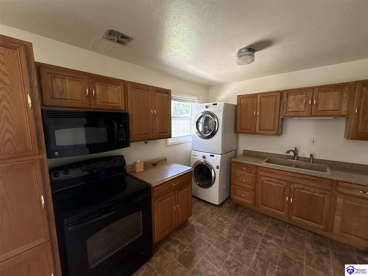 9801 Chambers Court