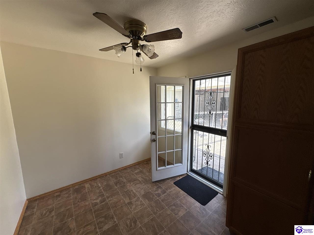 9801 Chambers Court