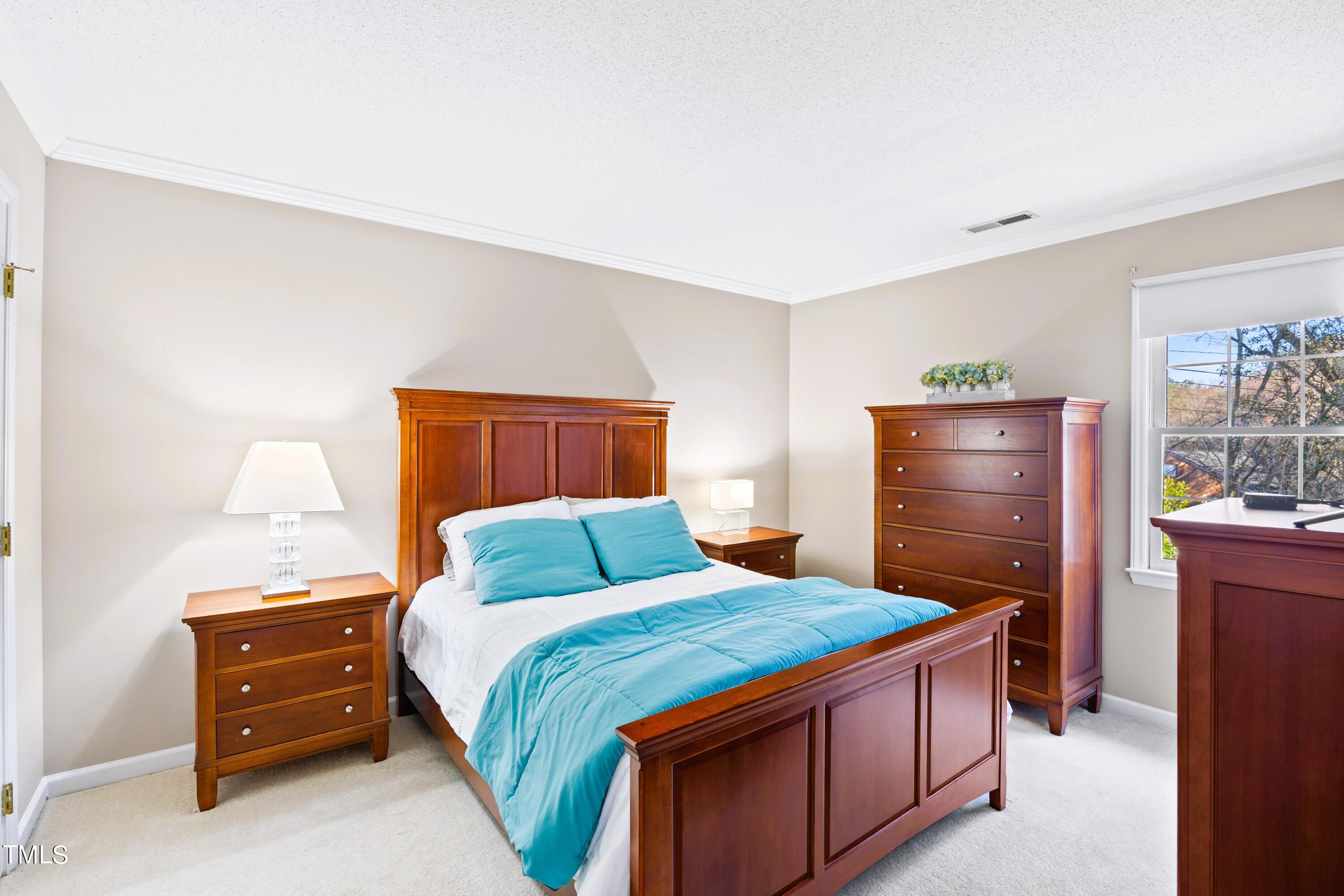 2109 Cedarbluff Court