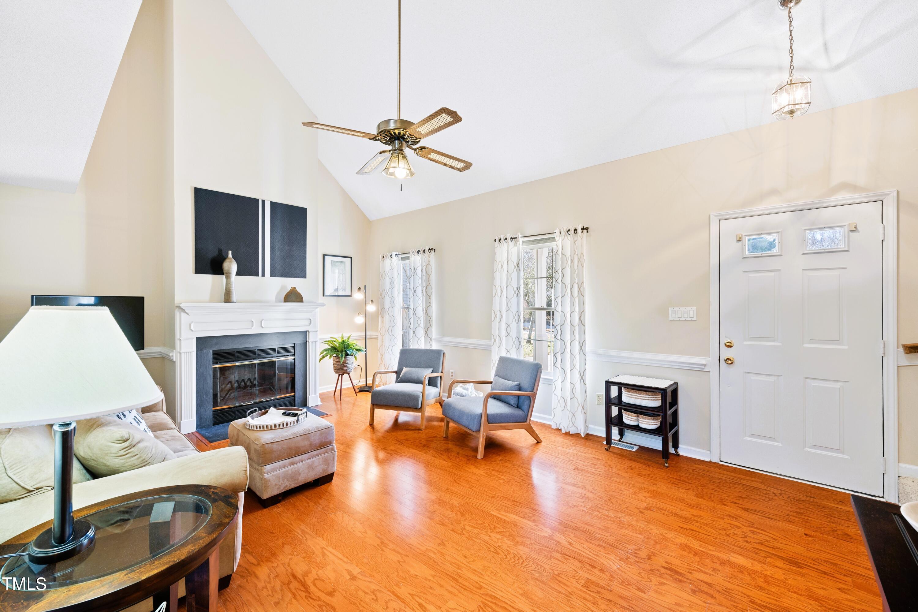 2109 Cedarbluff Court