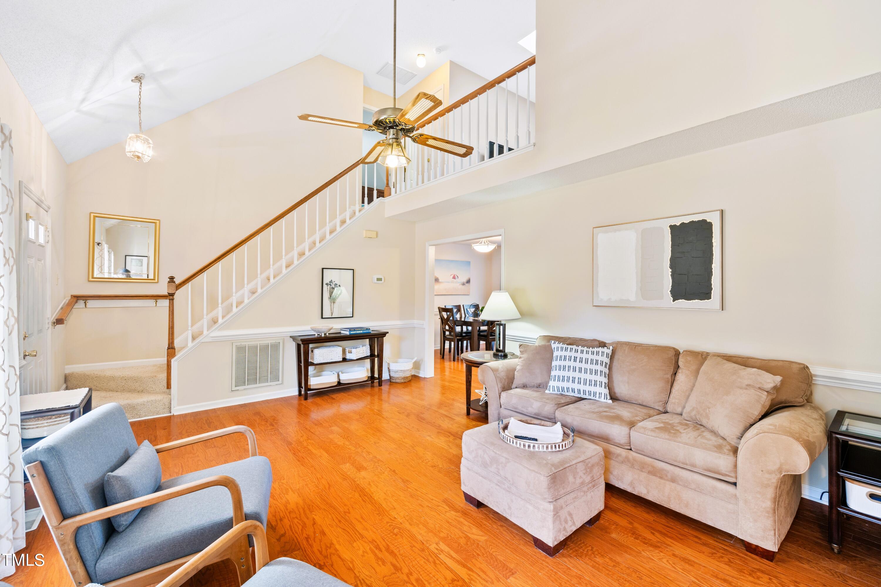 2109 Cedarbluff Court