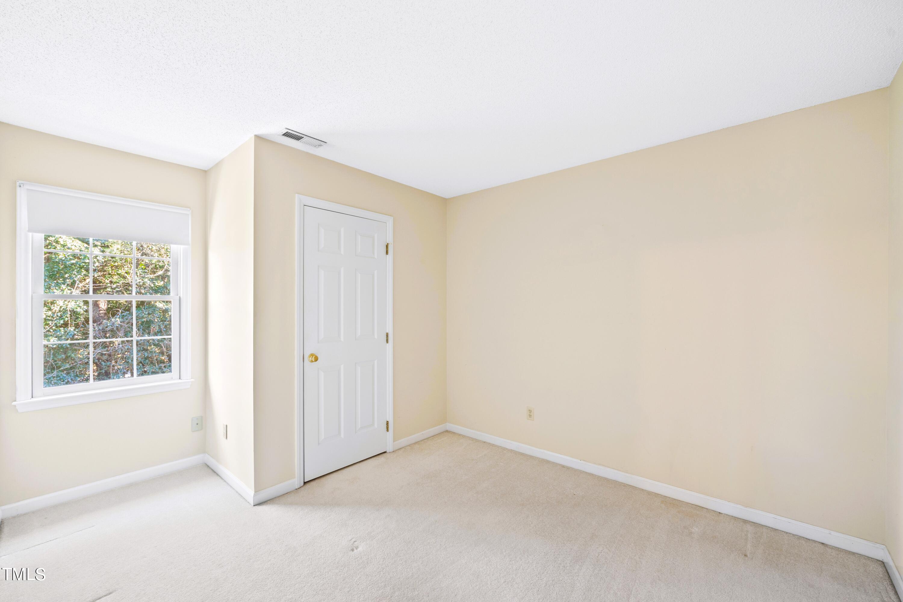 2109 Cedarbluff Court