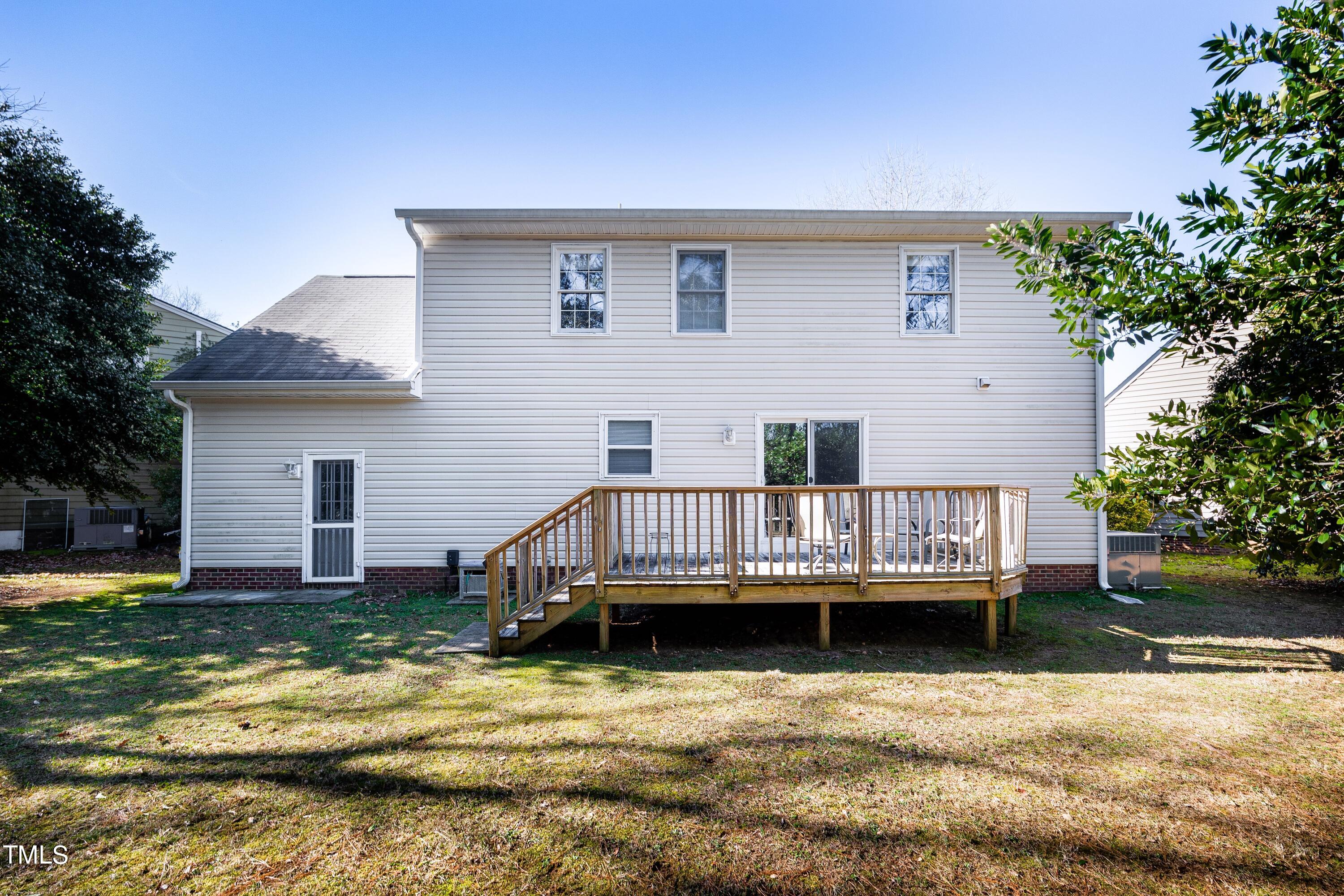 2109 Cedarbluff Court