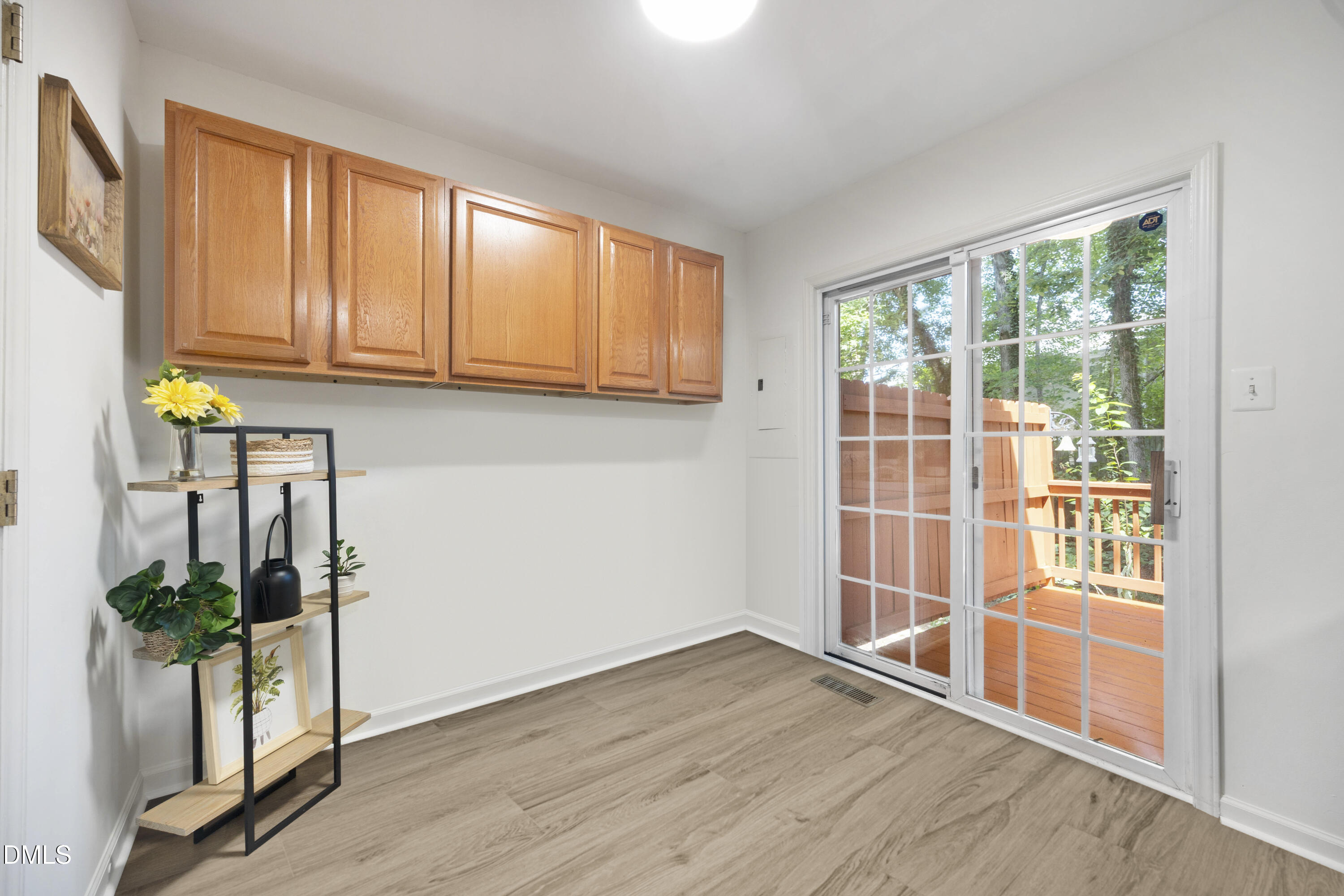 102 Climbing Ivy Court