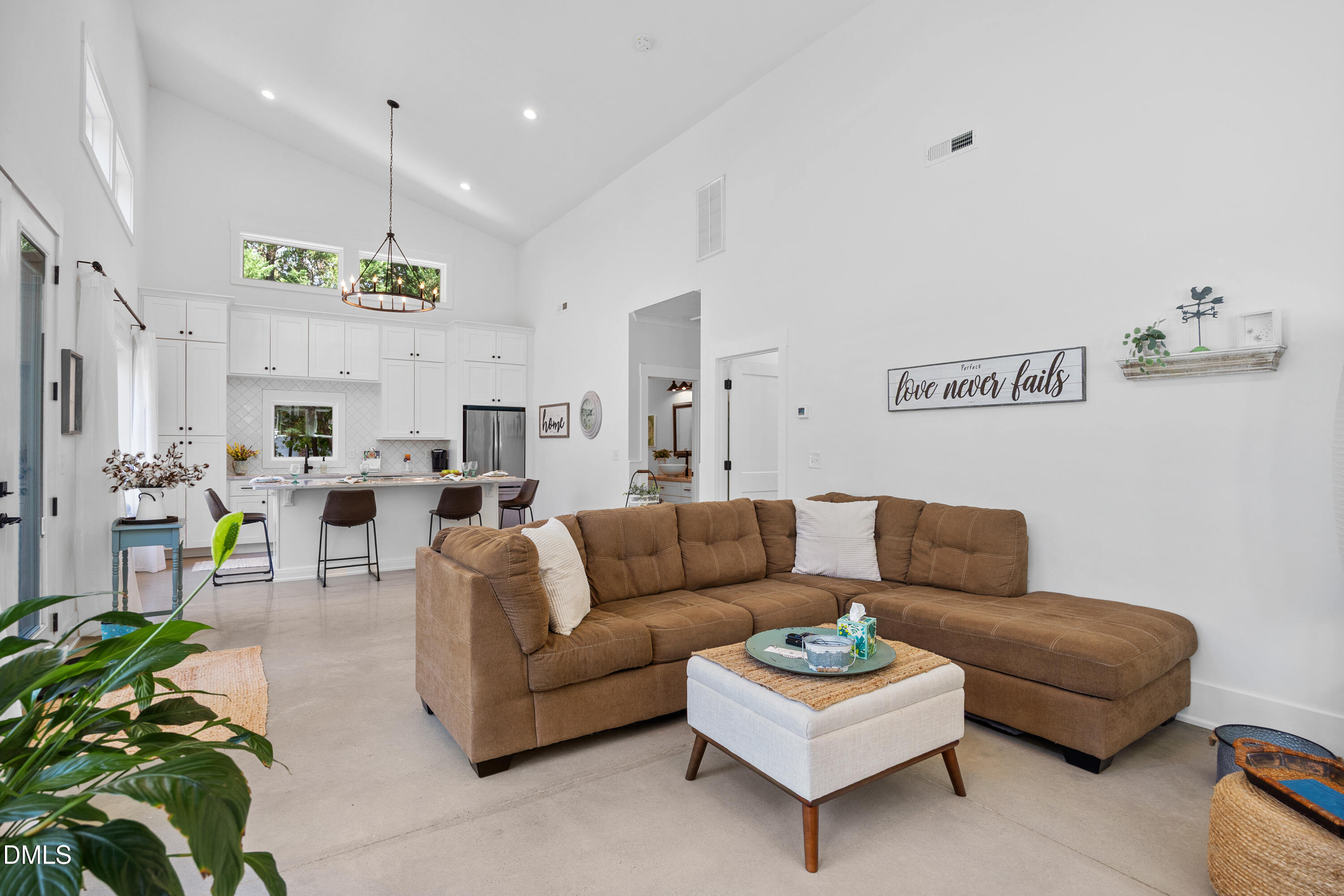 6021 Bakers Acres Lane