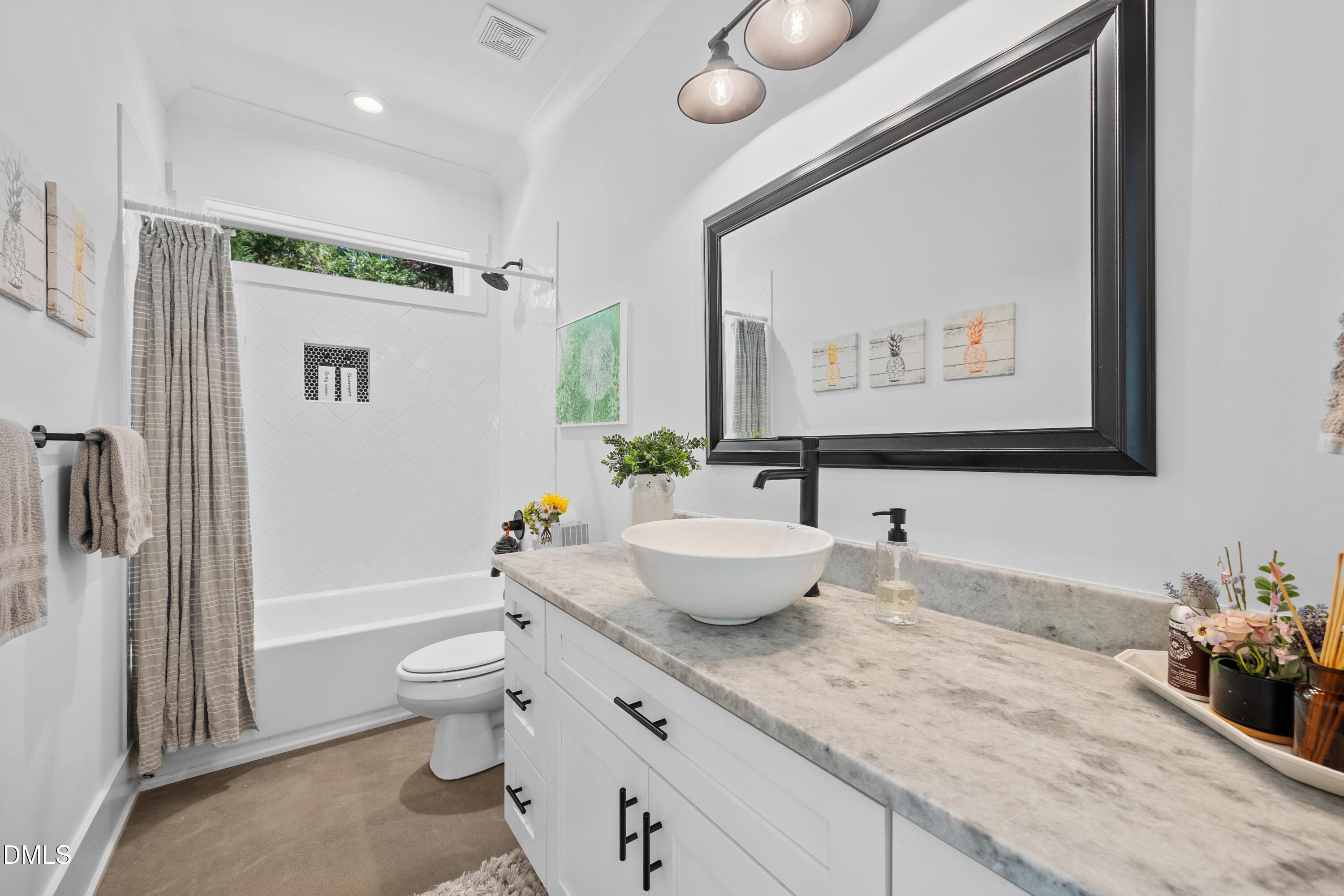 6021 Bakers Acres Lane