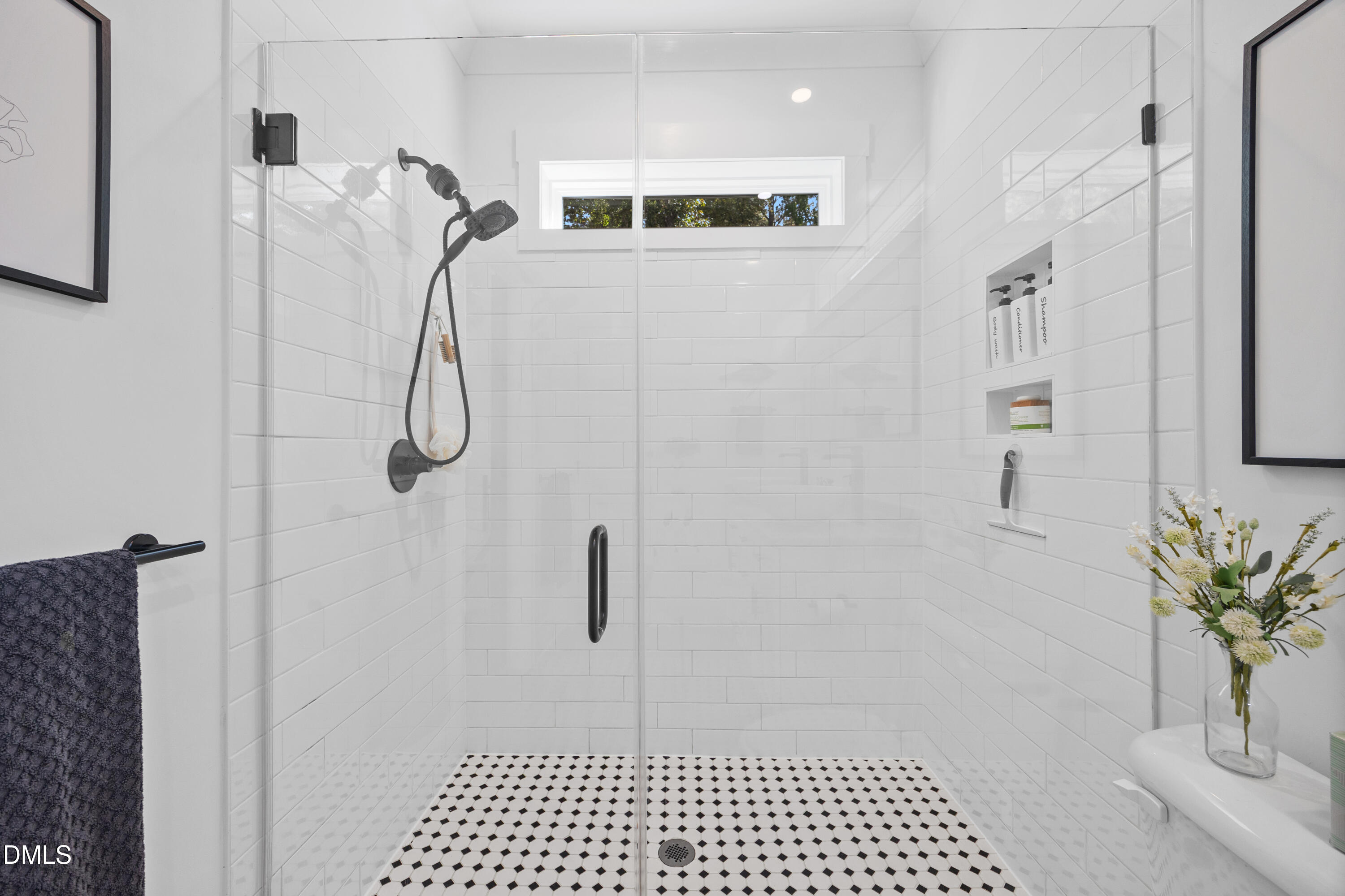 6021 Bakers Acres Lane