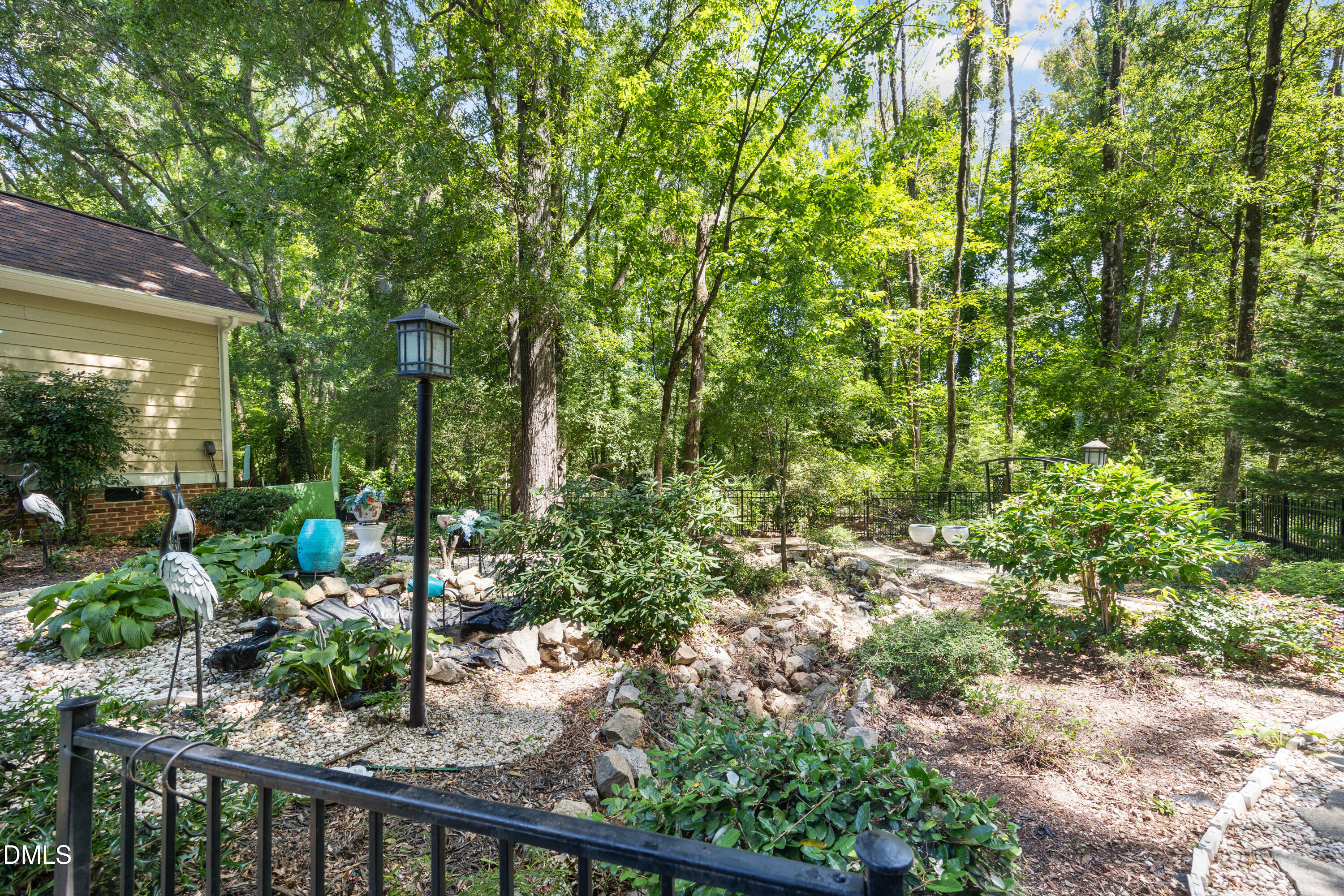 119 Hanover Place