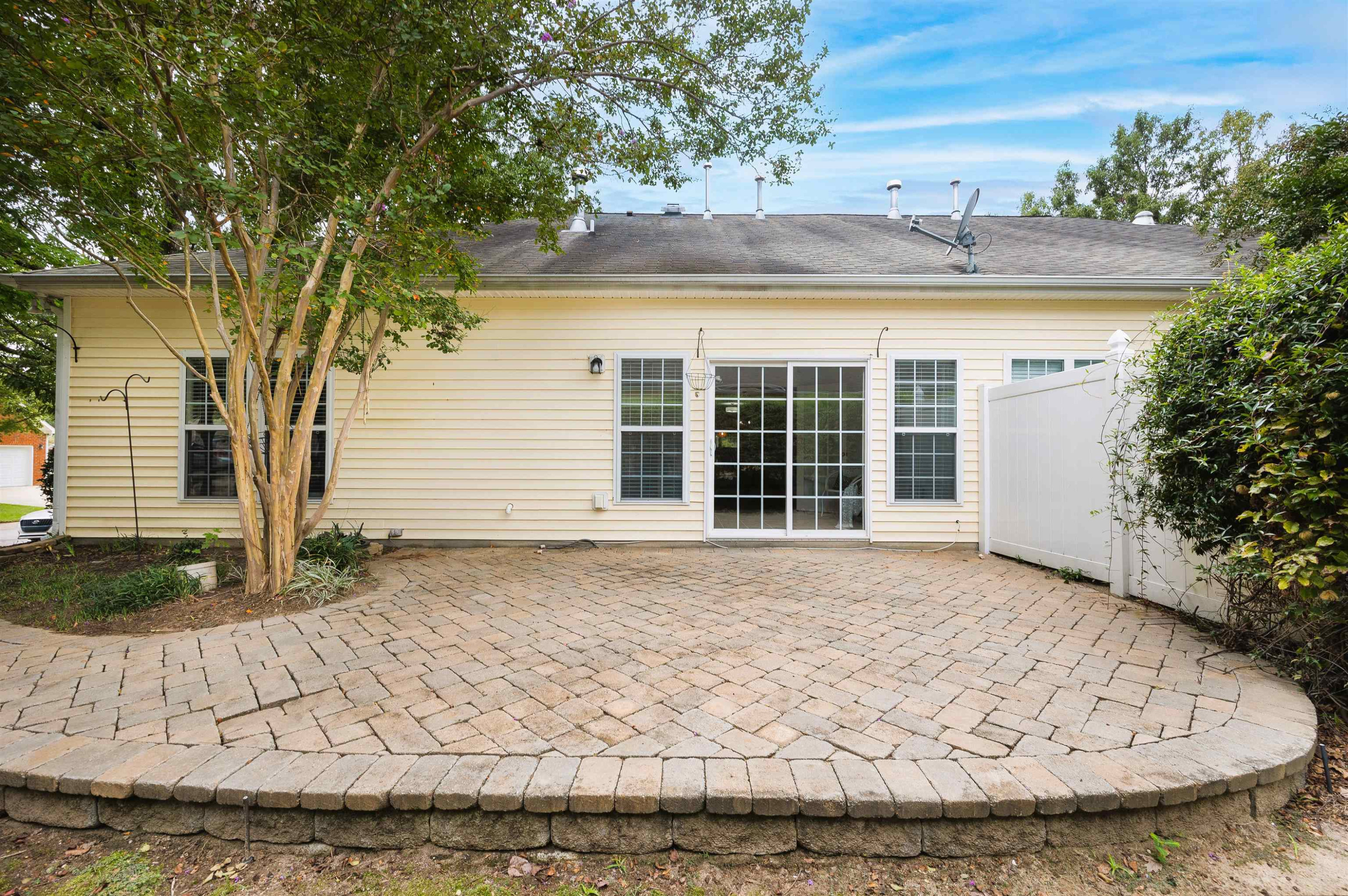 2512 Bent Green Street