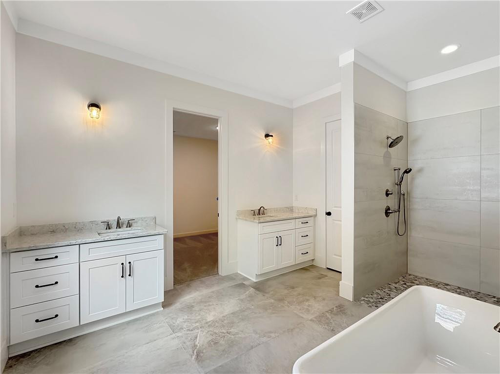 Lot 24 Blue Heron Trail