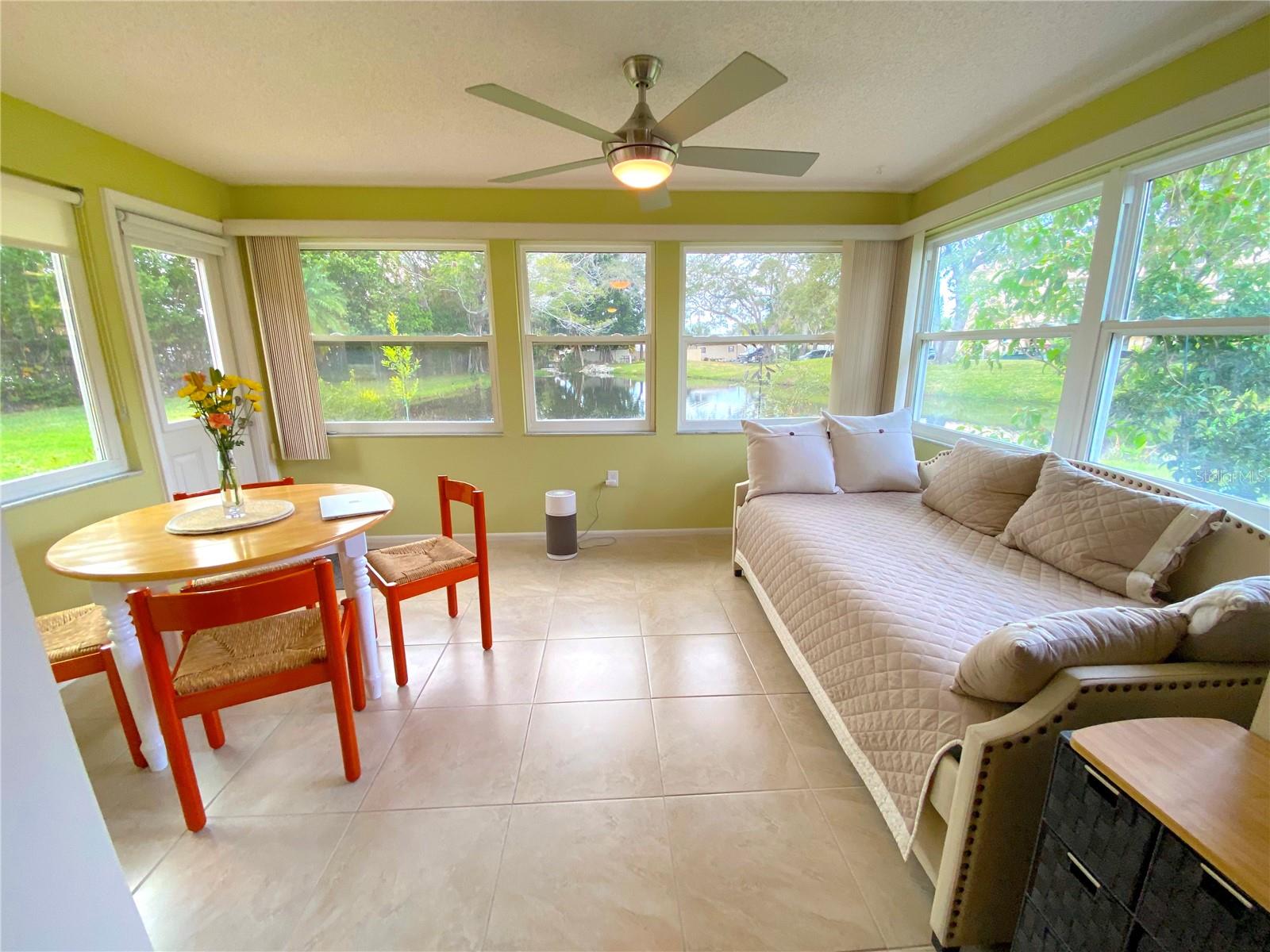 390 301 BLVD W #21A