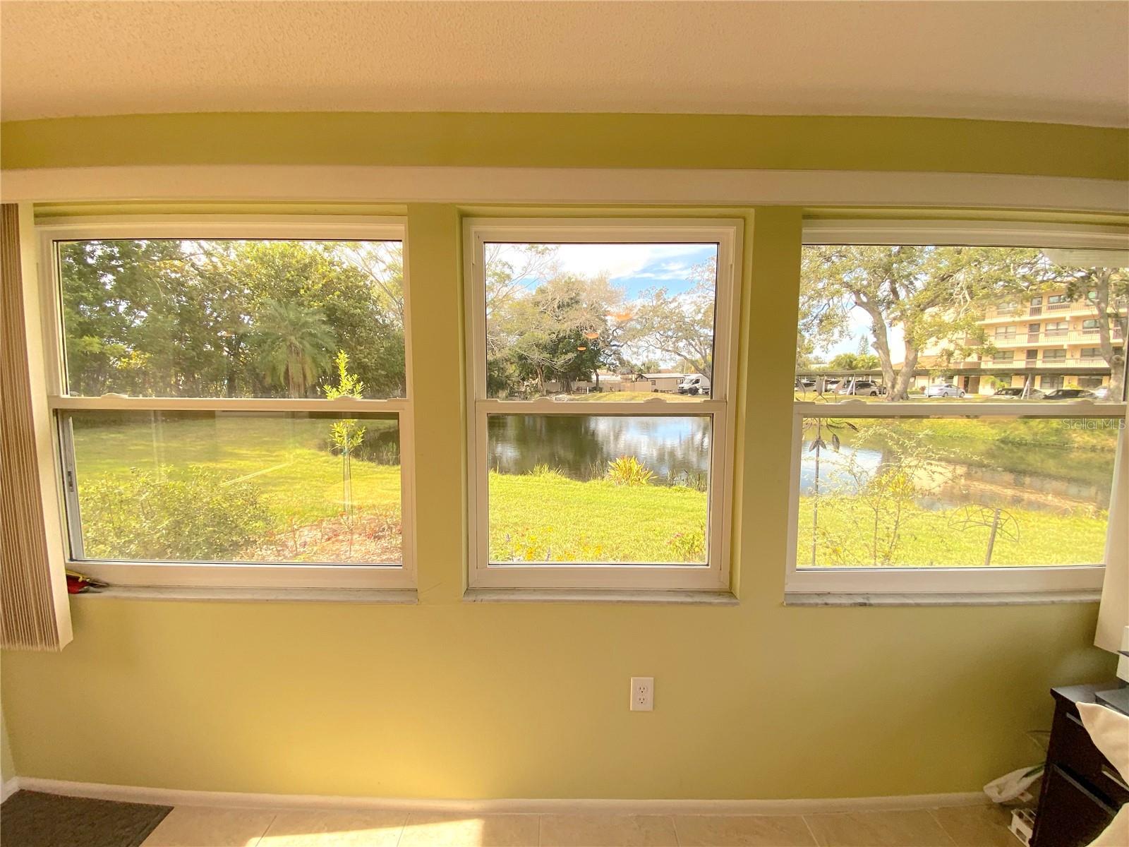 390 301 BLVD W #21A