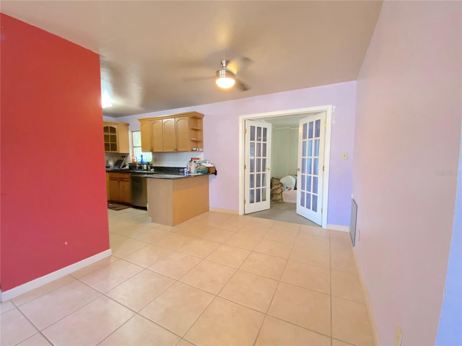 3864 HAWKEYE CIR