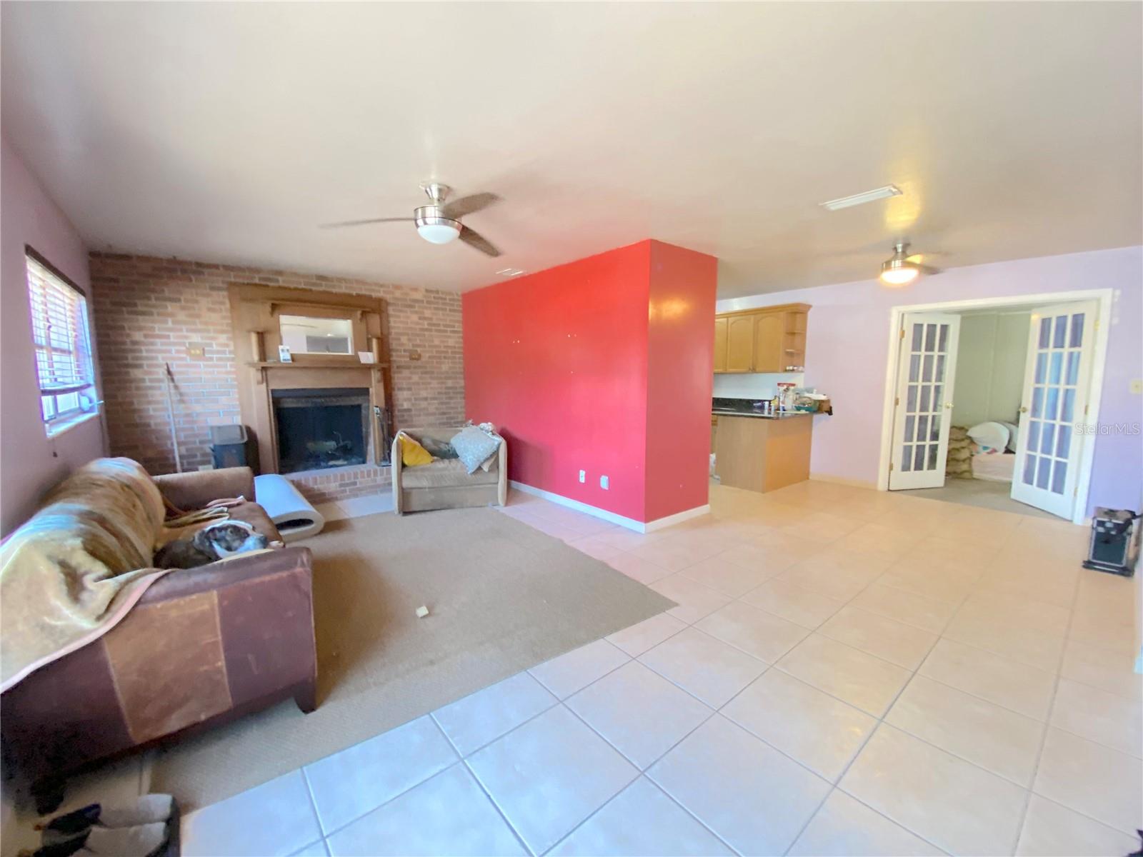 3864 HAWKEYE CIR