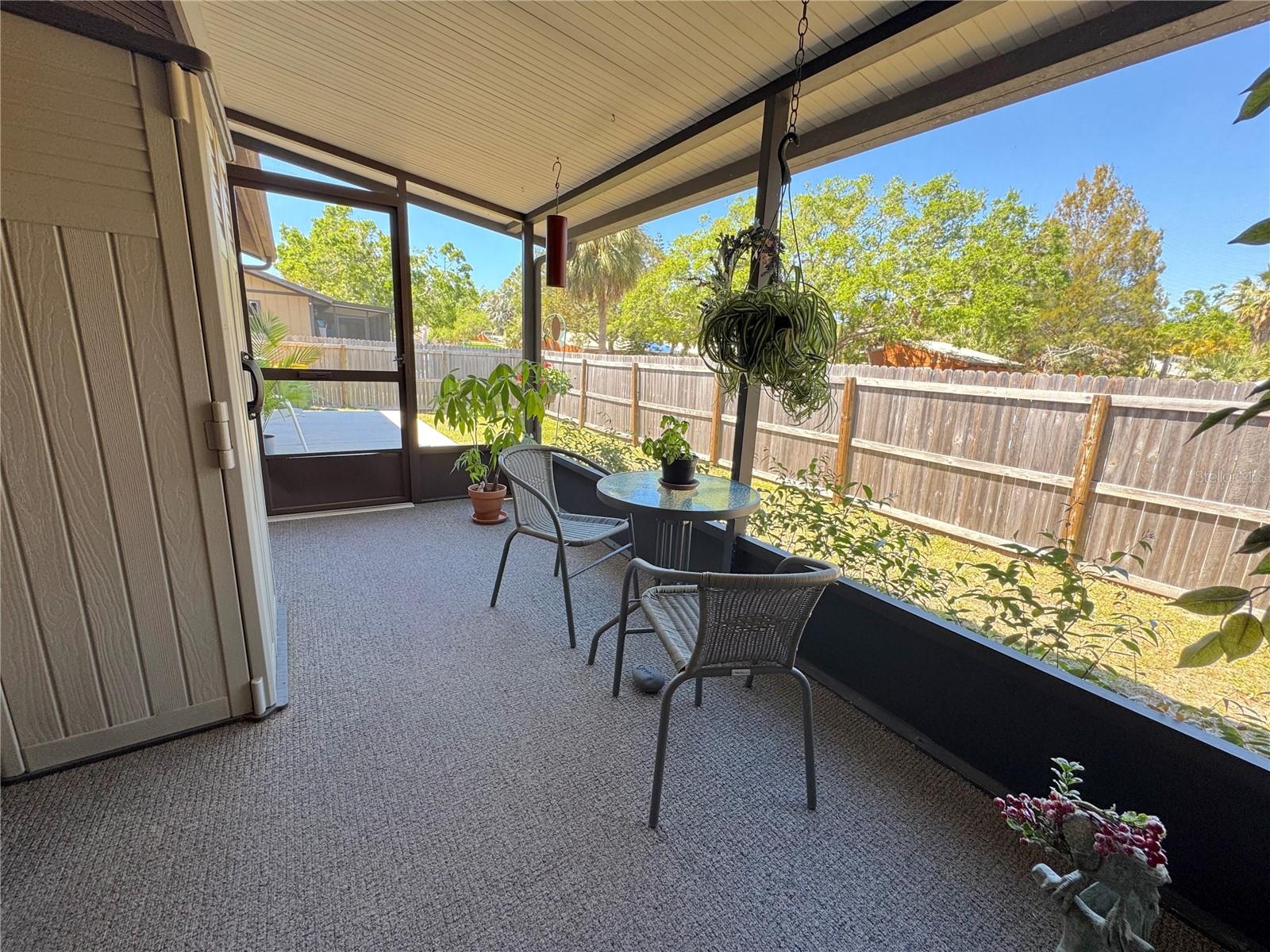 452 N JEFFERSON AVE #117