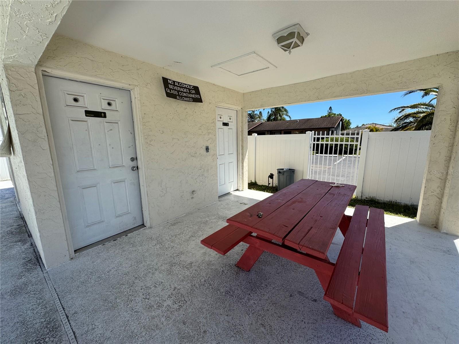 452 N JEFFERSON AVE #117