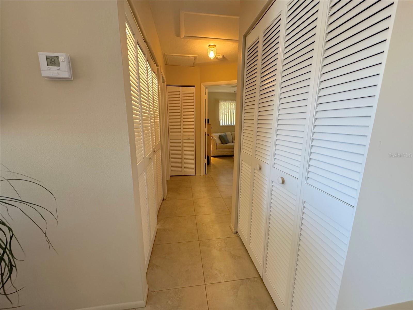 452 N JEFFERSON AVE #117