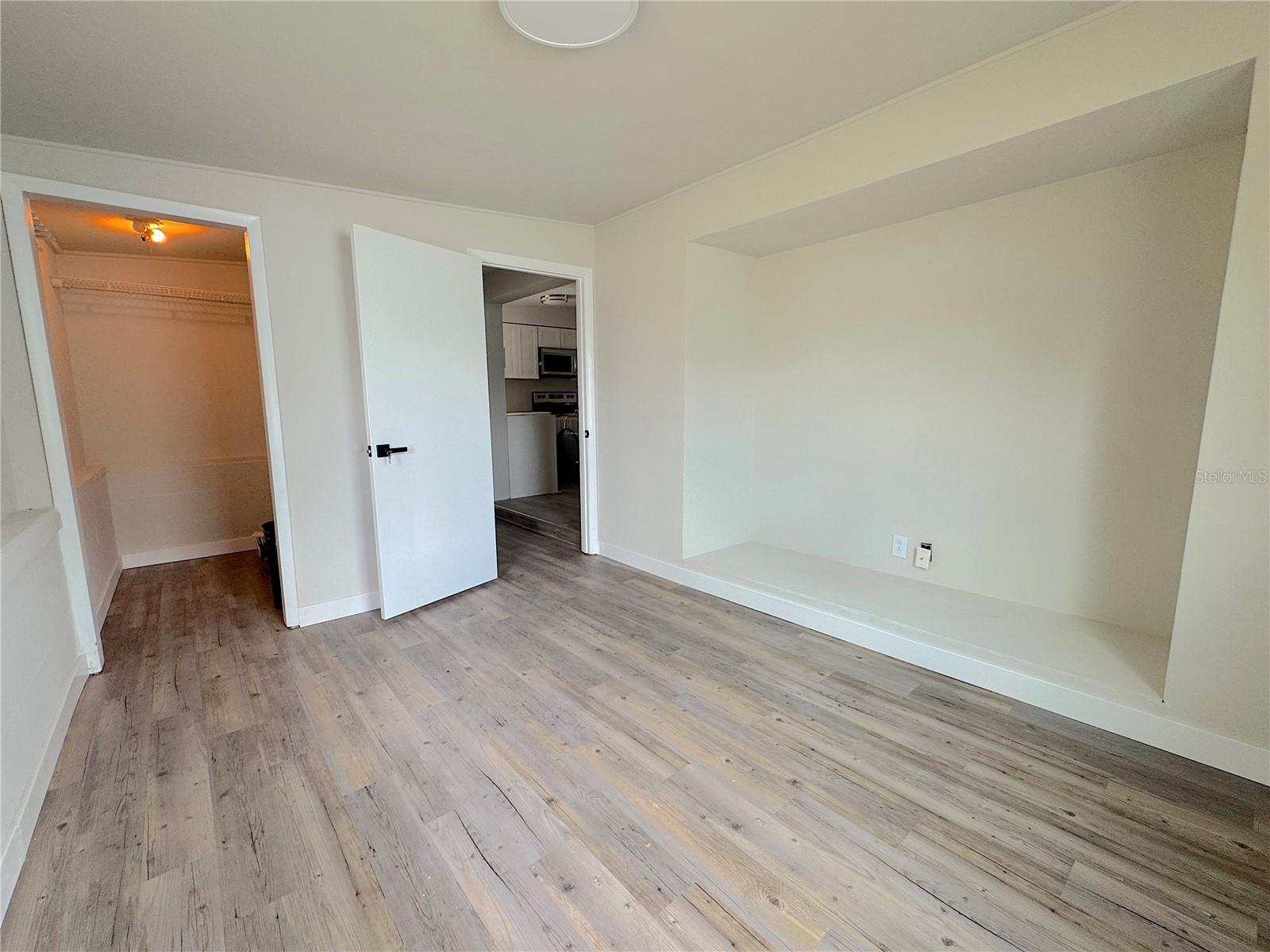 1902 24TH AVE W