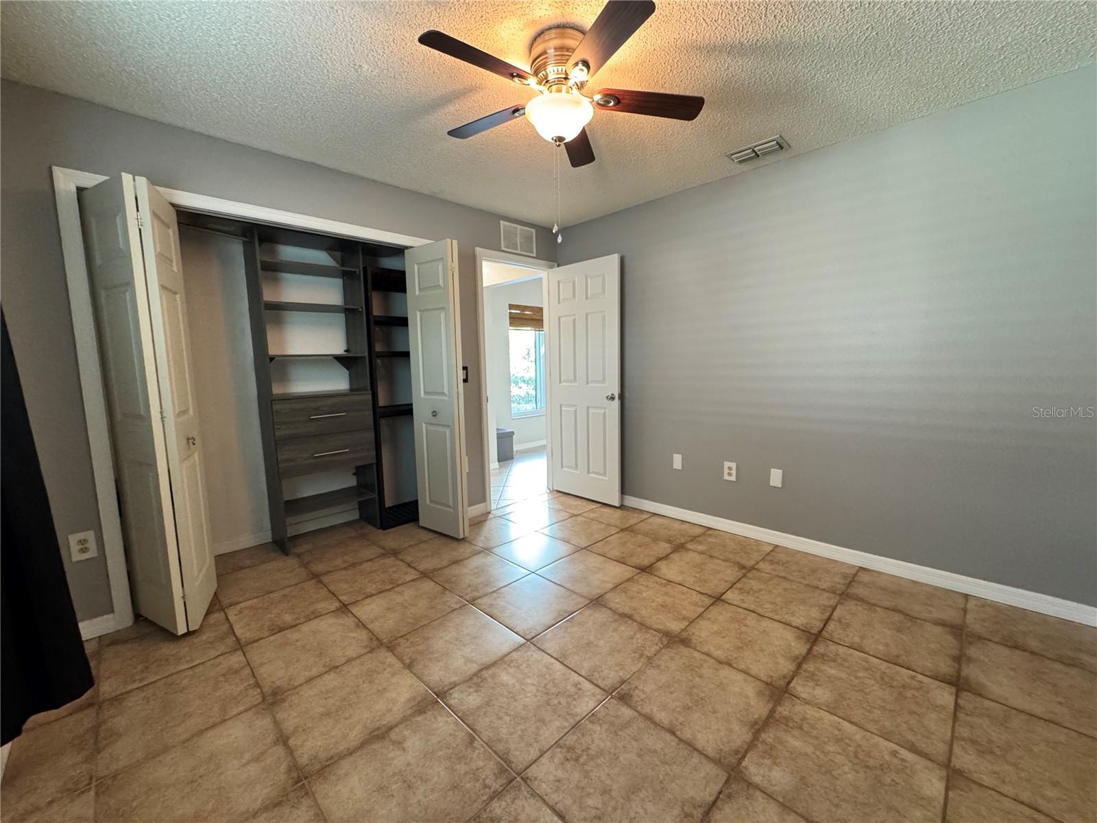 4811 79TH AVENUE PLZ E