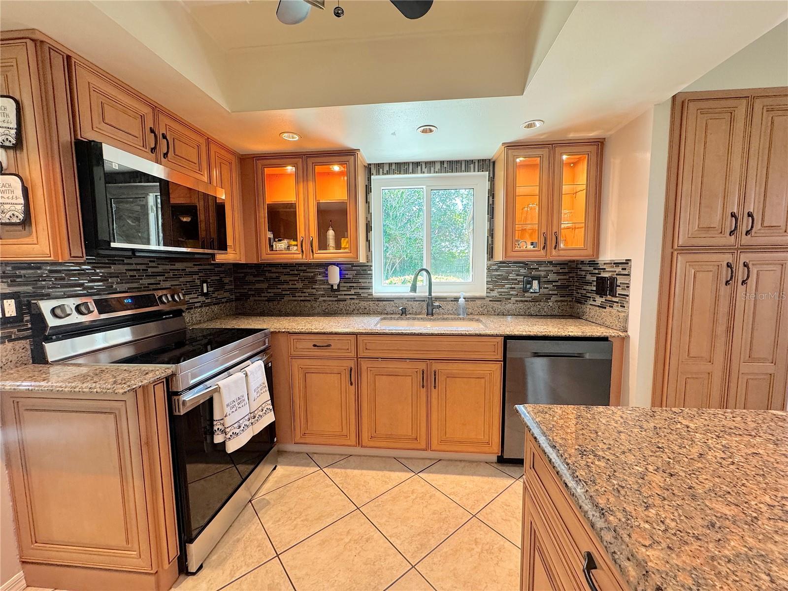 4811 79TH AVENUE PLZ E