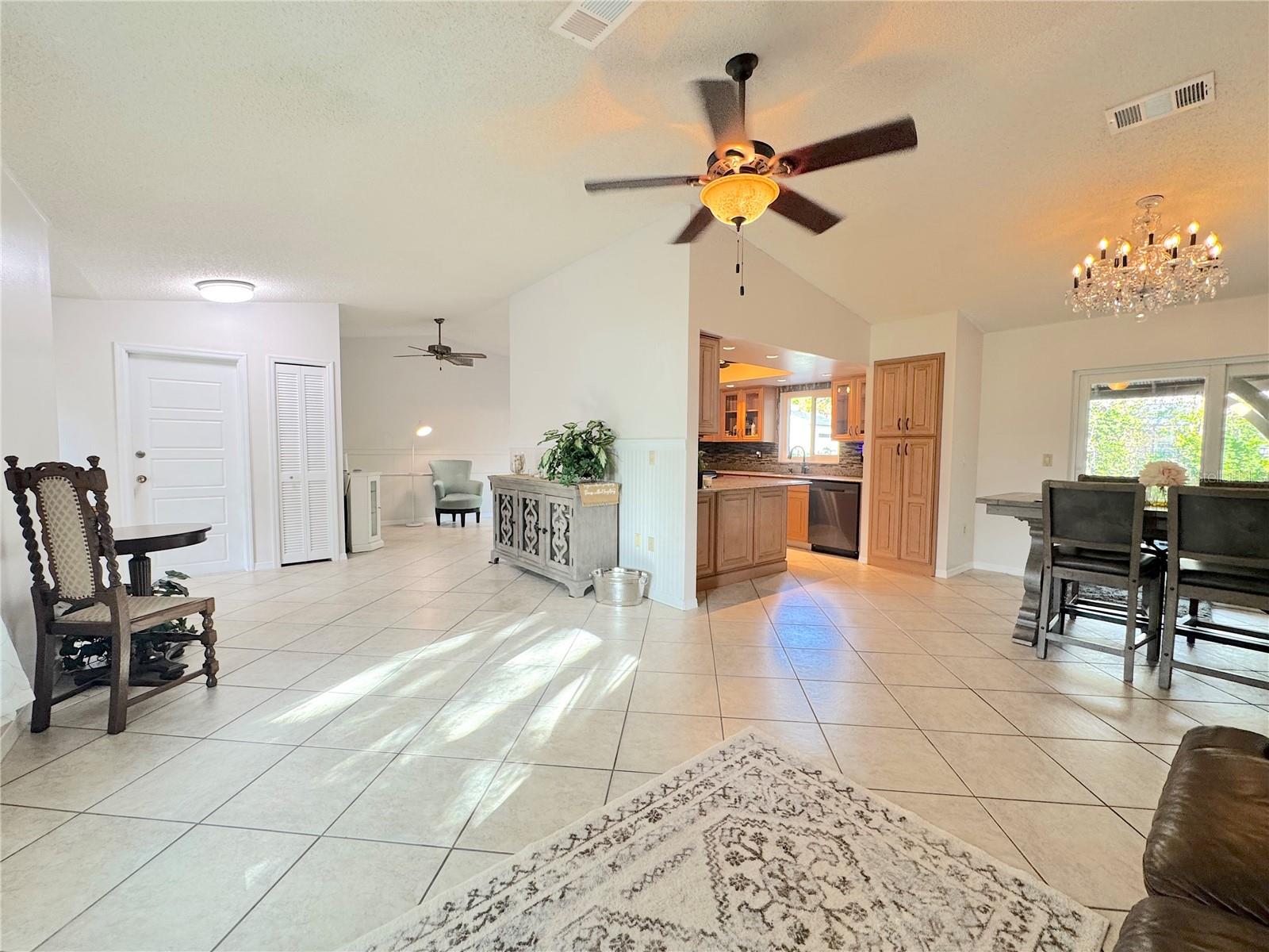 4811 79TH AVENUE PLZ E