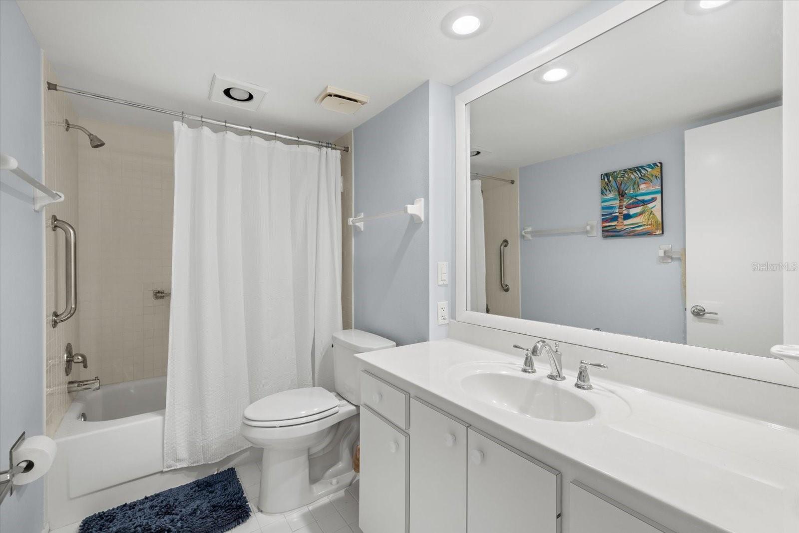 3240 GULF OF MEXICO DR #B402