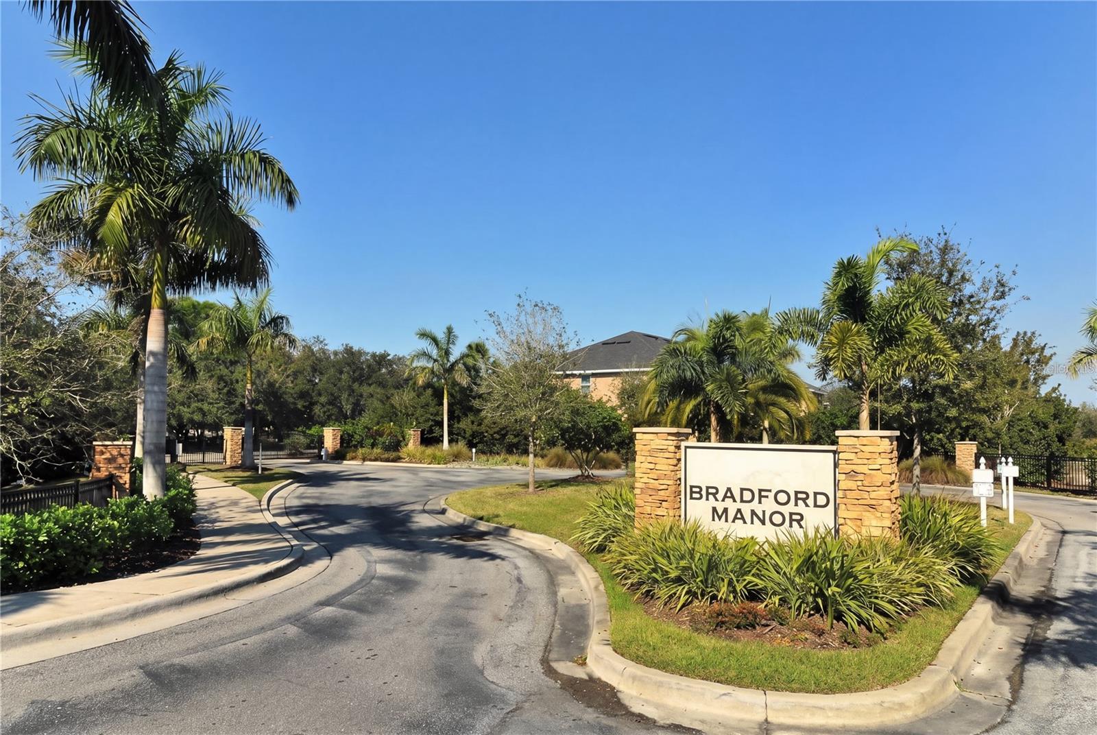 1386 GRANTHAM DR