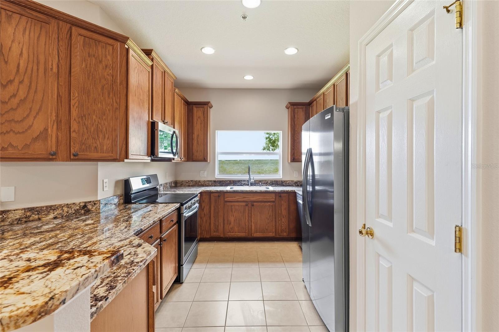 1386 GRANTHAM DR