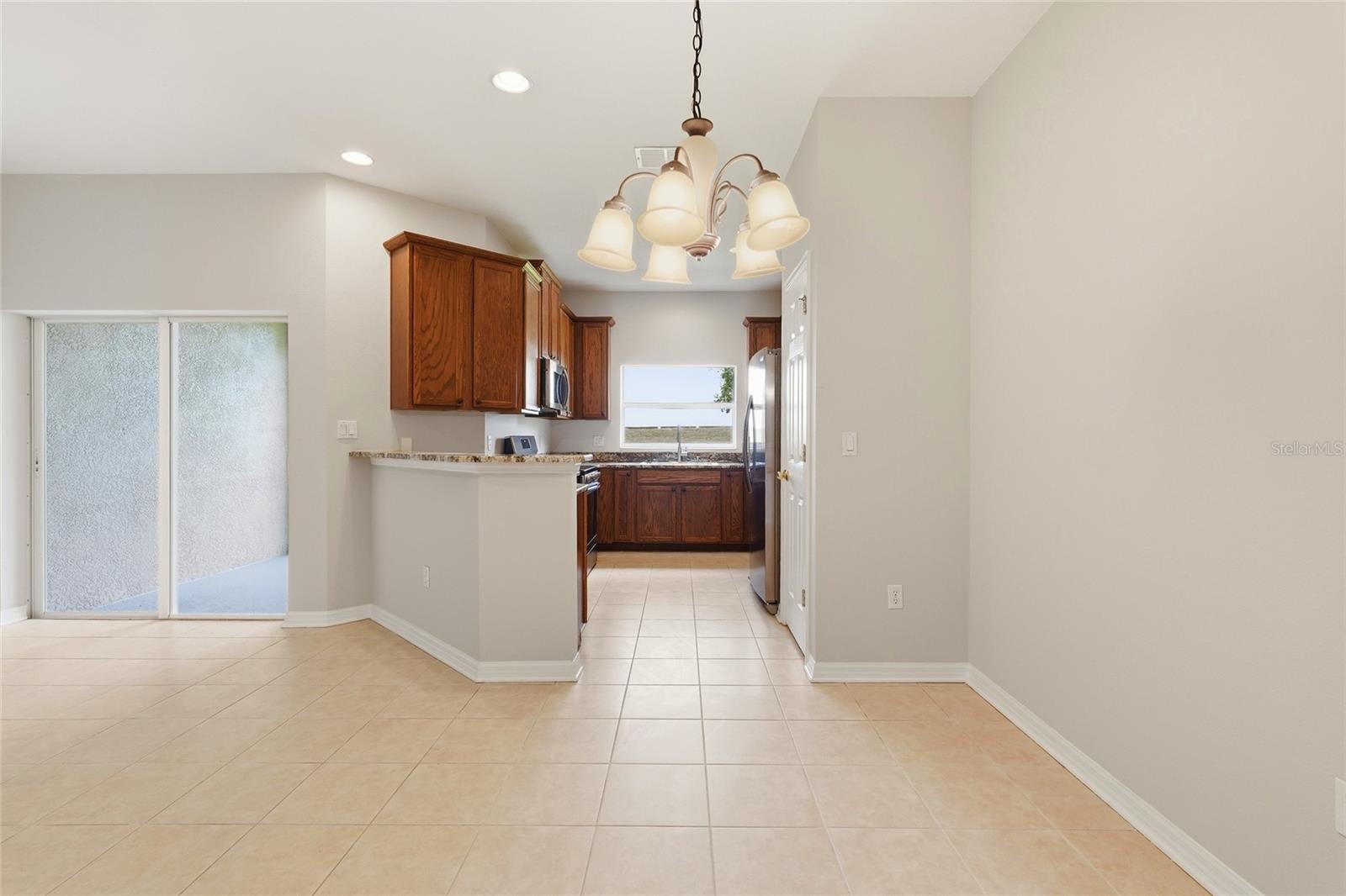 1386 GRANTHAM DR