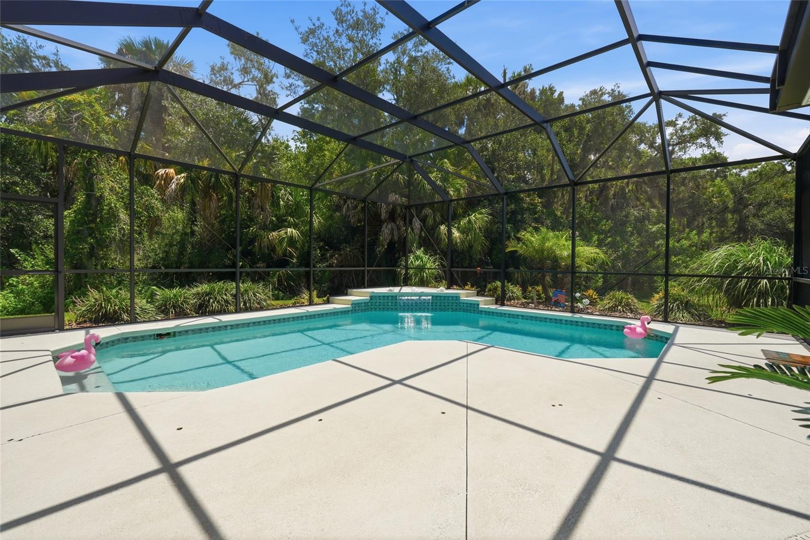 15449 MULHOLLAND RD